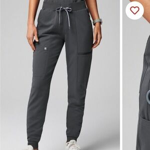 Fabletics Women's Gray scrub Jogger Pants